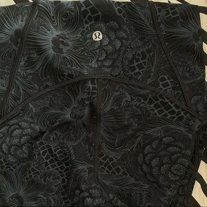 Lululemon Train times Capri Leggings NWOT